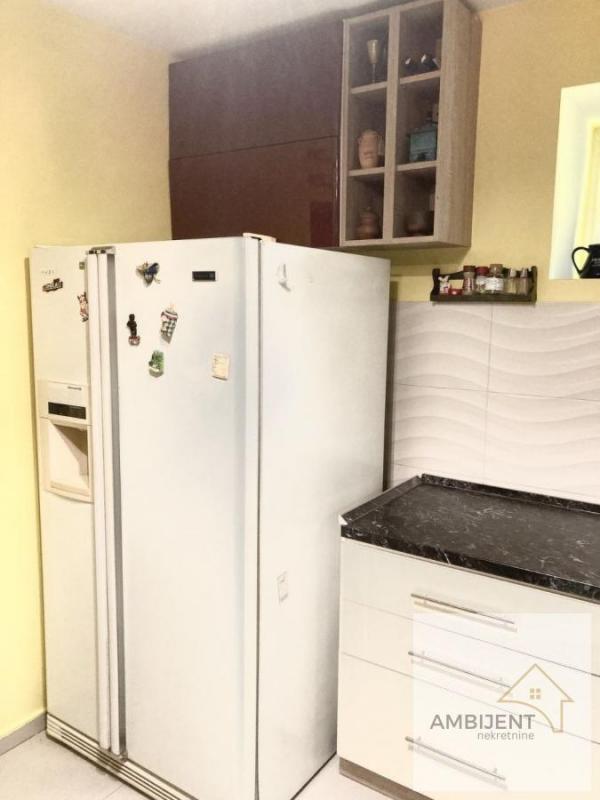 Stan na prodaju u Beogradu, Voždovac, dvosoban, 82m2, cena 185000 evra