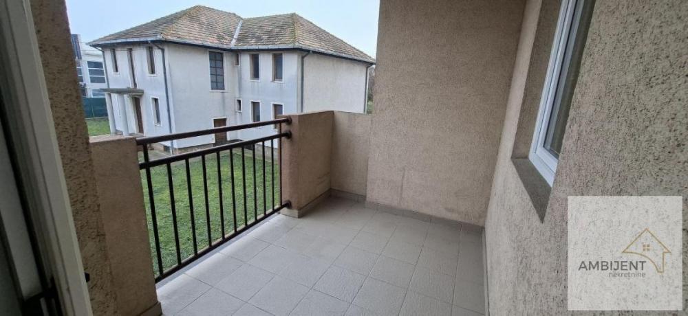 Stan na prodaju u Beogradu, Altina, dvoiposoban, 65m2, cena 135000 evra