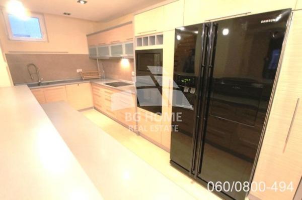 Stan na prodaju u Beogradu, Zvezdara, cetvorosoban, 157m2, cena 390000 evra