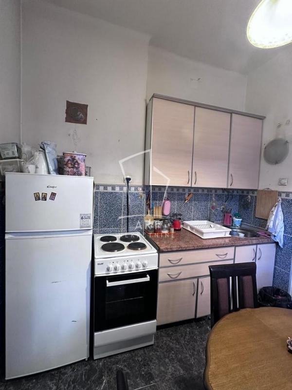 Stan na prodaju u Beogradu, Kalenić pijaca, dvosoban, 46m2, cena 225000 evra