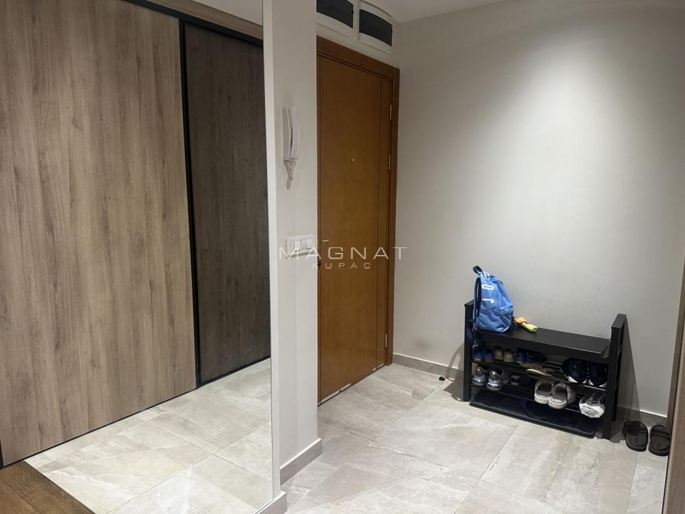 Stan na prodaju u Beogradu, Vračar, cetvorosoban, 115m2, cena 395000 evra