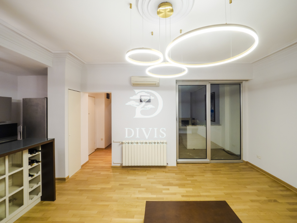 Stan na prodaju u Beogradu, Krunski venac, cetvorosoban, 105m2, cena 485000 evra