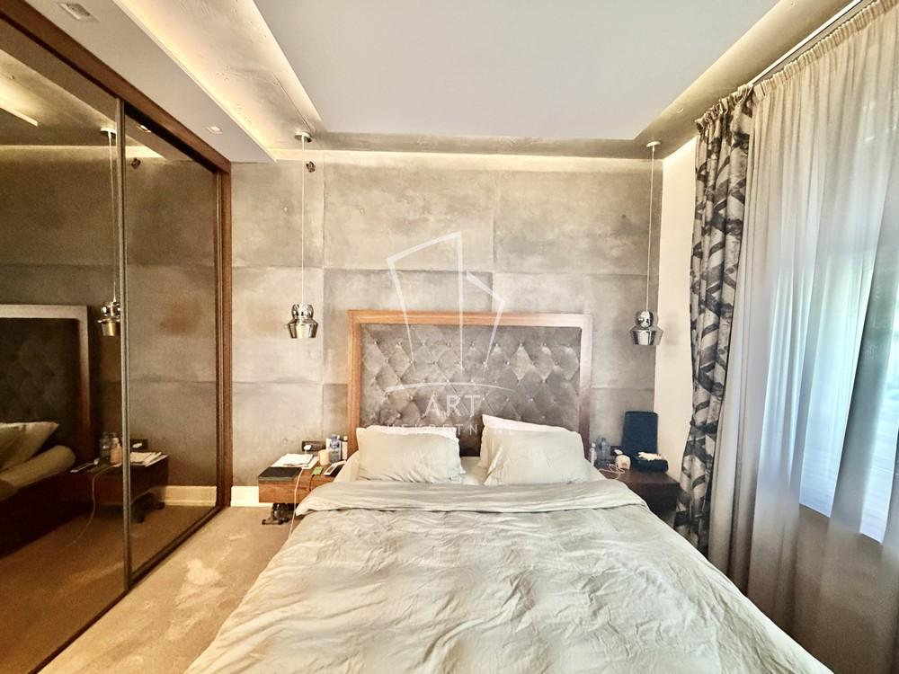 Stan na prodaju u Beogradu, Novi Beograd blok 11C (Stari Merkator), trosoban, 80m2, cena 360000 evra