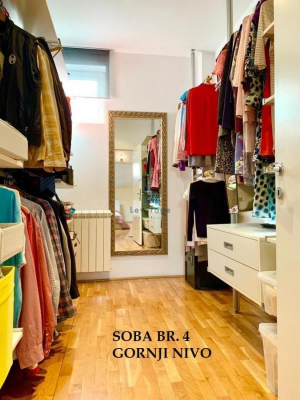 Stan na prodaju u Beogradu, Đeram pijaca, 160m2, cena 390000 evra