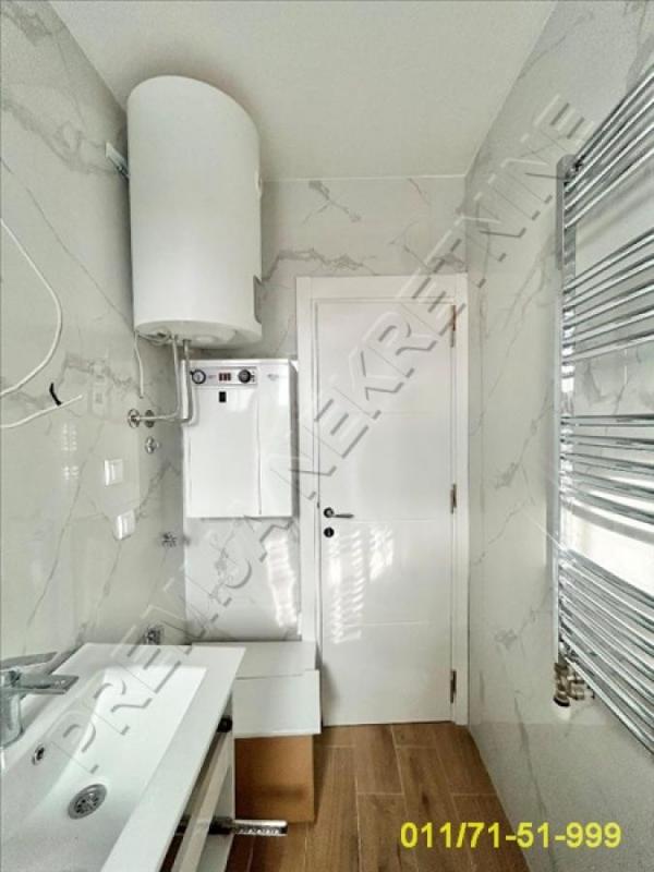 Stan na prodaju u Beogradu, Severni bulevar, trosoban, 45m2, cena 155000 evra