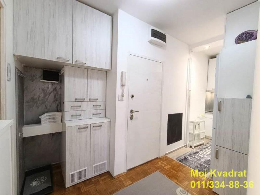 Stan na prodaju u Beogradu, Čukarica, jednoiposoban, 44m2, cena 135000 evra