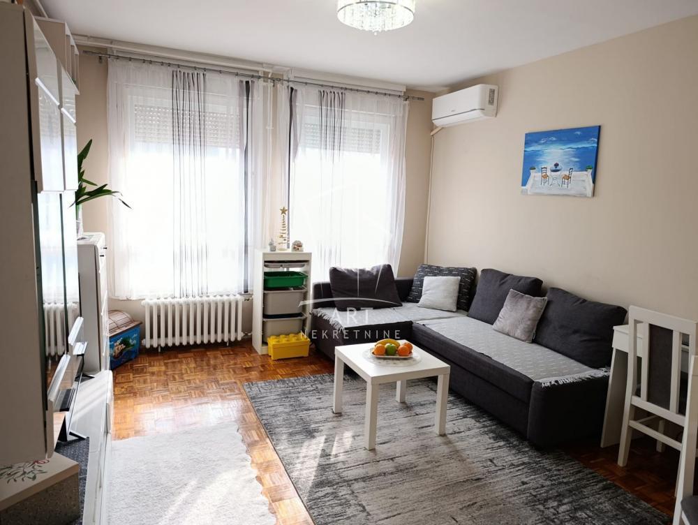 Stan na prodaju u Beogradu, Čukarica, jednosoban, 41m2, cena 135000 evra