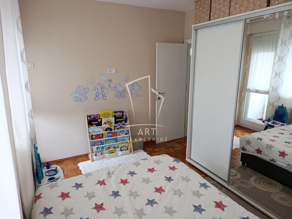 Stan na prodaju u Beogradu, Čukarica, jednosoban, 41m2, cena 135000 evra