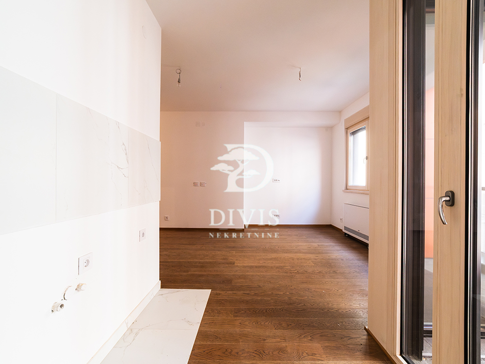 Stan na prodaju u Beogradu, Vračar, jednoiposoban, 42m2, cena 221500 evra