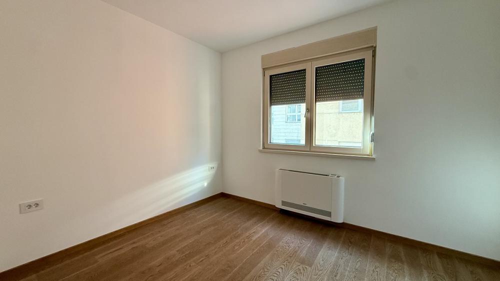 Stan na prodaju u Beogradu, Vračar (Hram), cetvorosoban, 89m2, cena 445000 evra