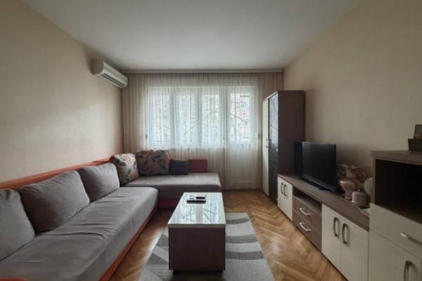 Stan na prodaju u Beogradu, Karaburma, dvosoban, 51m2, cena 145000 evra