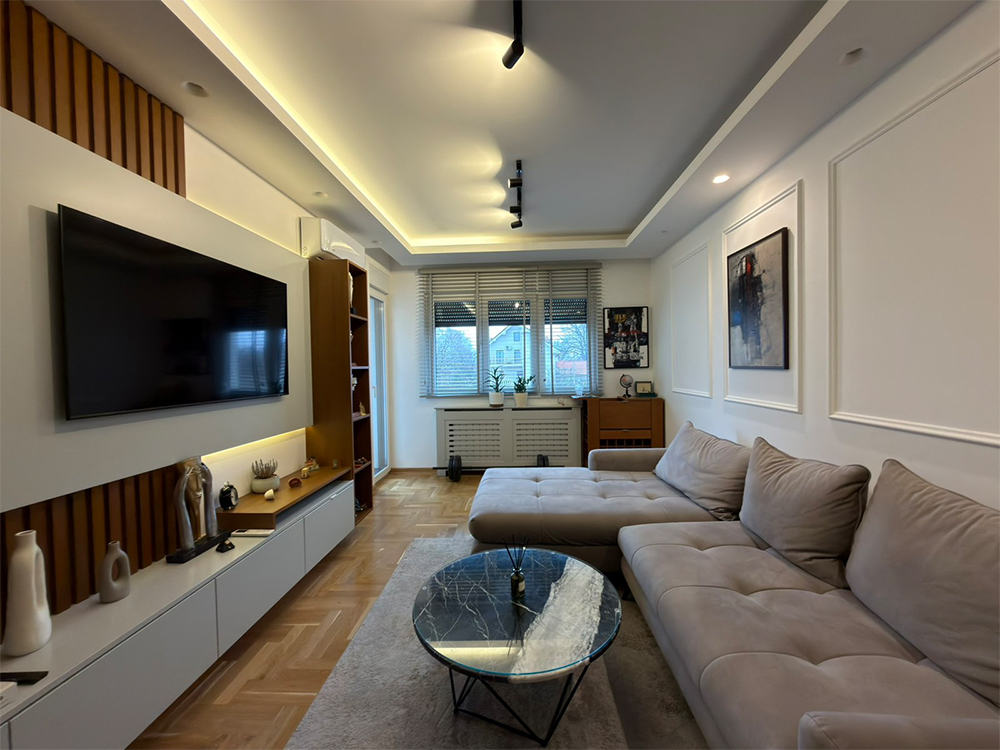 Stan na prodaju u Beogradu, Banjica, jednoiposoban, 40m2, cena 155000 evra