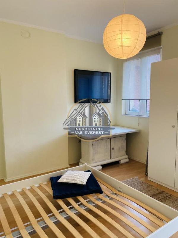 Stan na prodaju u Beogradu, Voždovac, dvoiposoban, 60m2, cena 220000 evra