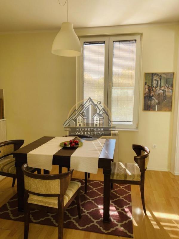 Stan na prodaju u Beogradu, Voždovac, dvoiposoban, 60m2, cena 220000 evra