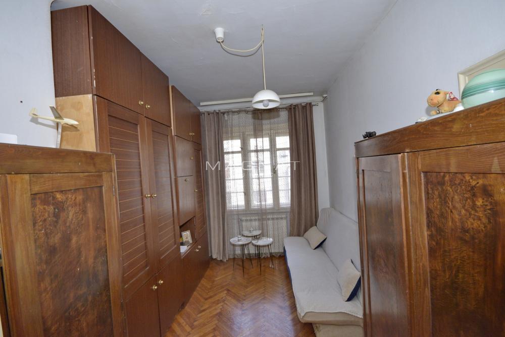 Stan na prodaju u Beogradu, Savski venac, trosoban, 81m2, cena 330000 evra