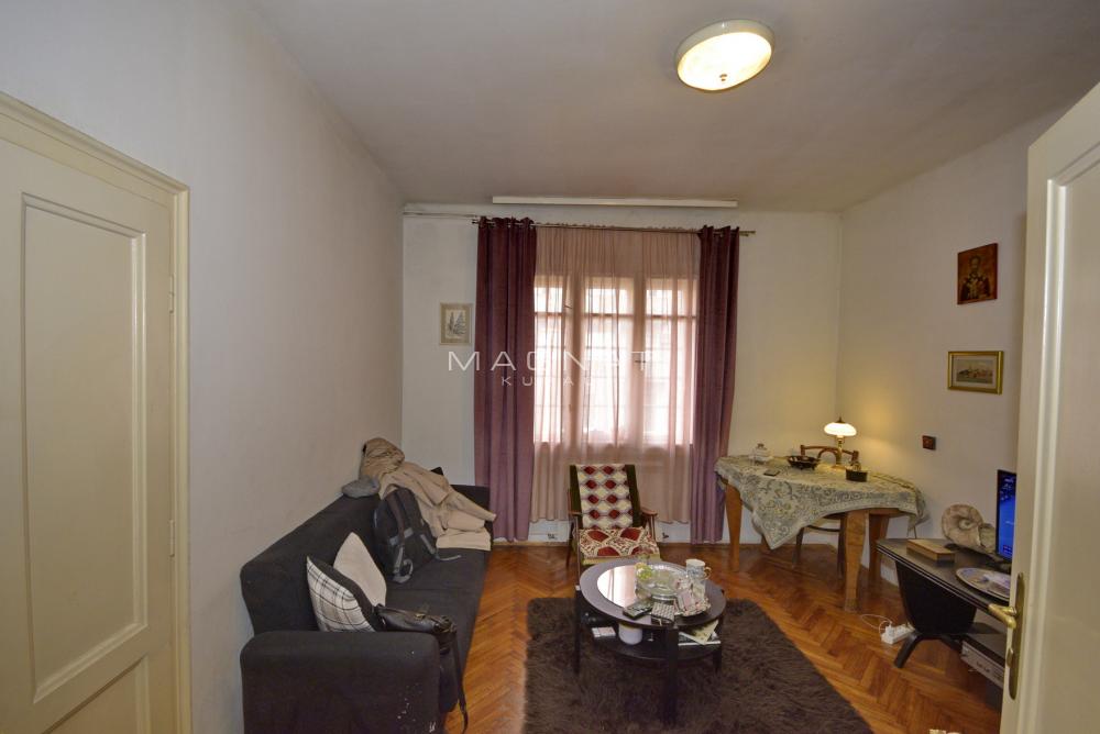 Stan na prodaju u Beogradu, Savski venac, trosoban, 81m2, cena 330000 evra