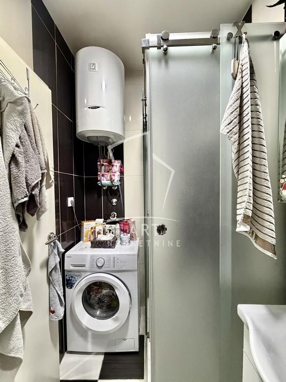 Stan na prodaju u Beogradu, Borča, dvosoban, 36m2, cena 90000 evra