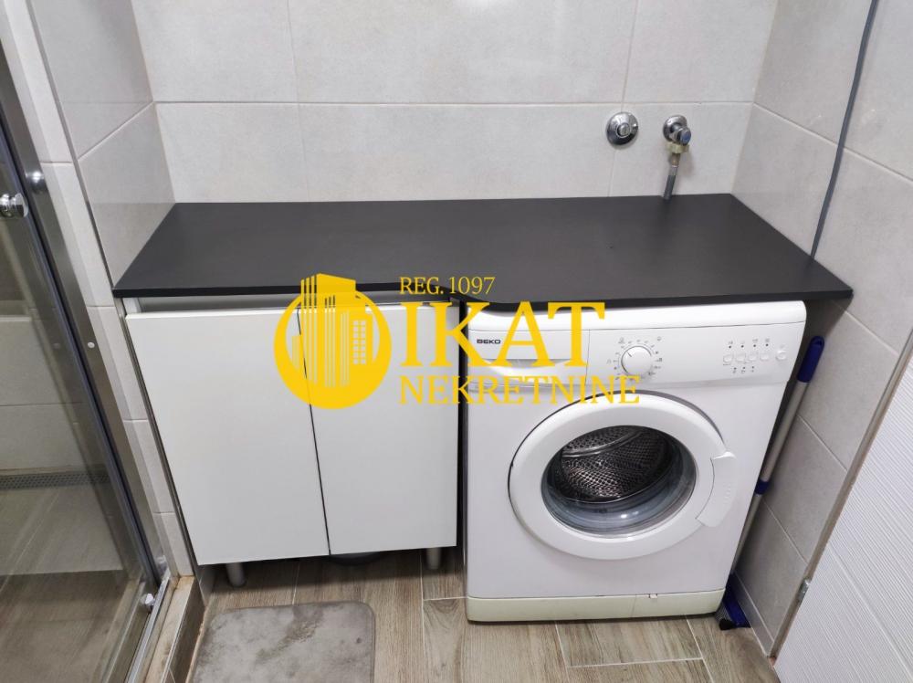 Stan na prodaju u Beogradu, Novi Beograd, dvosoban, 53m2, cena 188000 evra