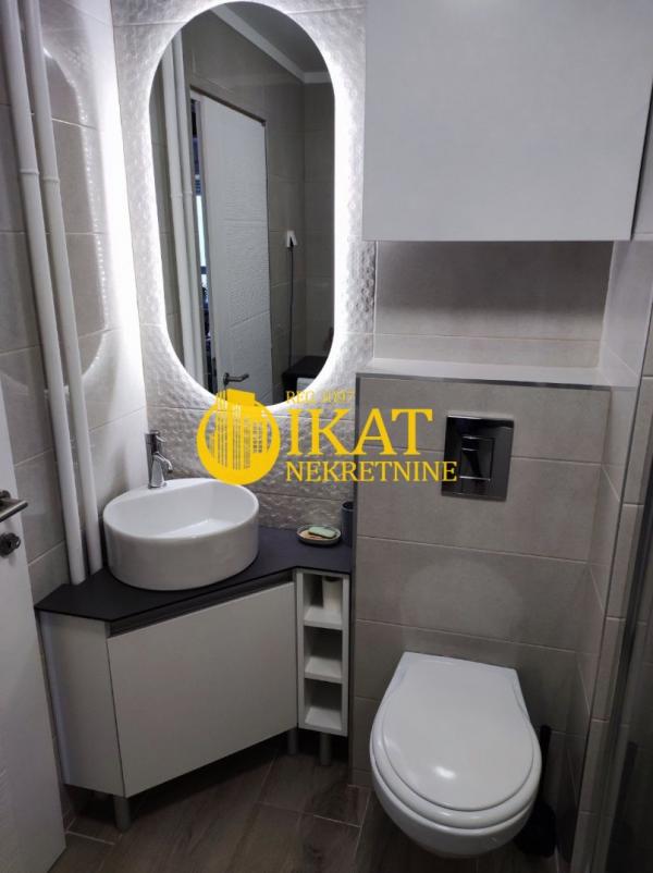 Stan na prodaju u Beogradu, Novi Beograd, dvosoban, 53m2, cena 188000 evra