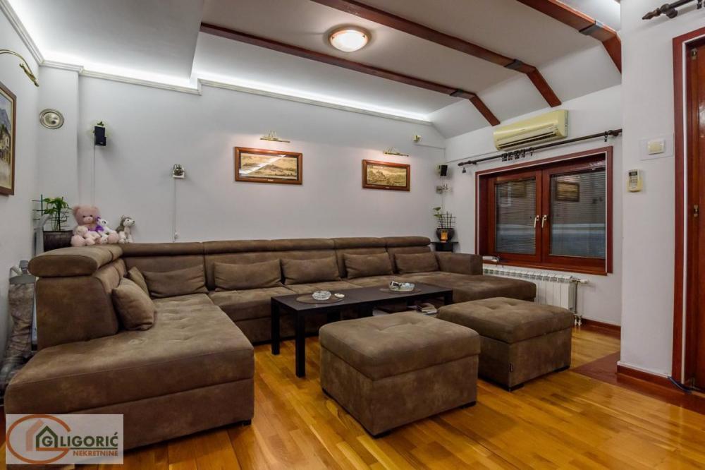 Stan na prodaju u Beogradu, Gundulićev venac, cetvorosoban, 131m2, cena 450000 evra