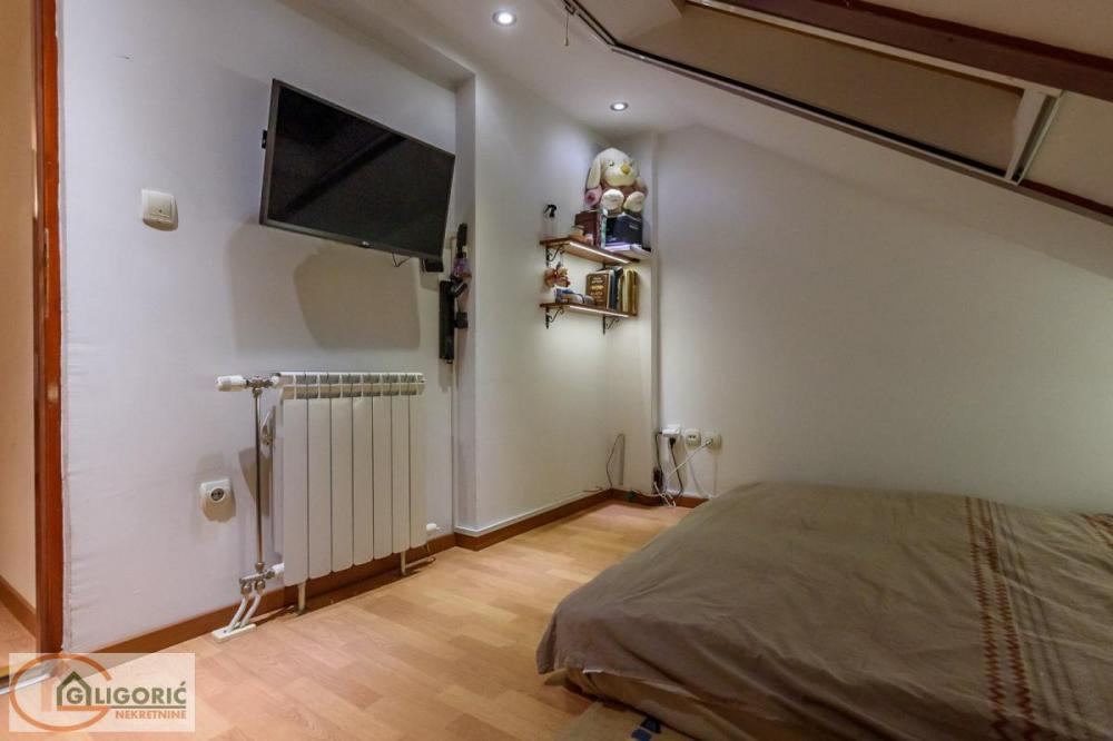 Stan na prodaju u Beogradu, Gundulićev venac, cetvorosoban, 131m2, cena 450000 evra