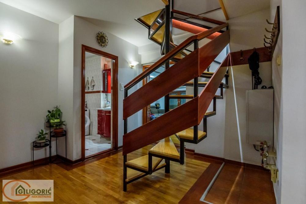 Stan na prodaju u Beogradu, Gundulićev venac, cetvorosoban, 131m2, cena 450000 evra