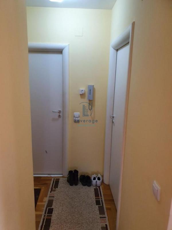 Stan na prodaju u Beogradu, Mirijevo 1, dvosoban, 41m2, cena 120000 evra