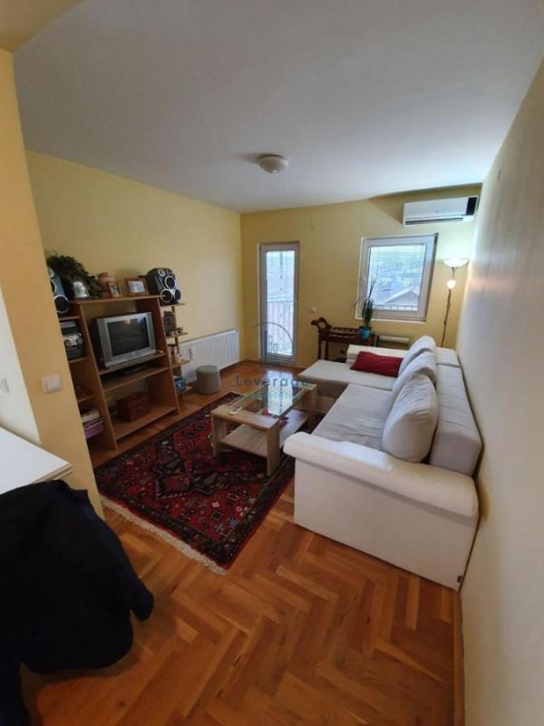 Stan na prodaju u Beogradu, Mirijevo 1, dvosoban, 41m2, cena 120000 evra