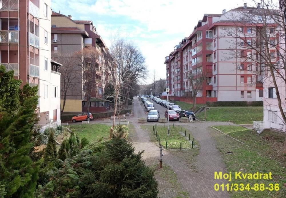 Stan na prodaju u Beogradu, Bežanijska kosa, jednoiposoban, 37m2, cena 135000 evra