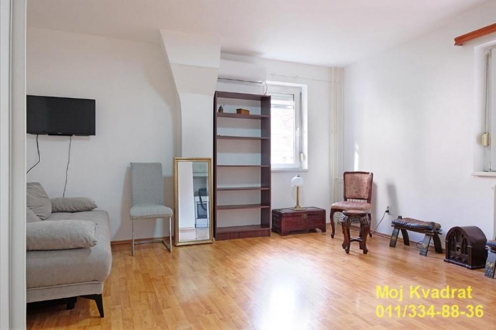 Stan na prodaju u Beogradu, Bežanijska kosa, jednoiposoban, 37m2, cena 135000 evra