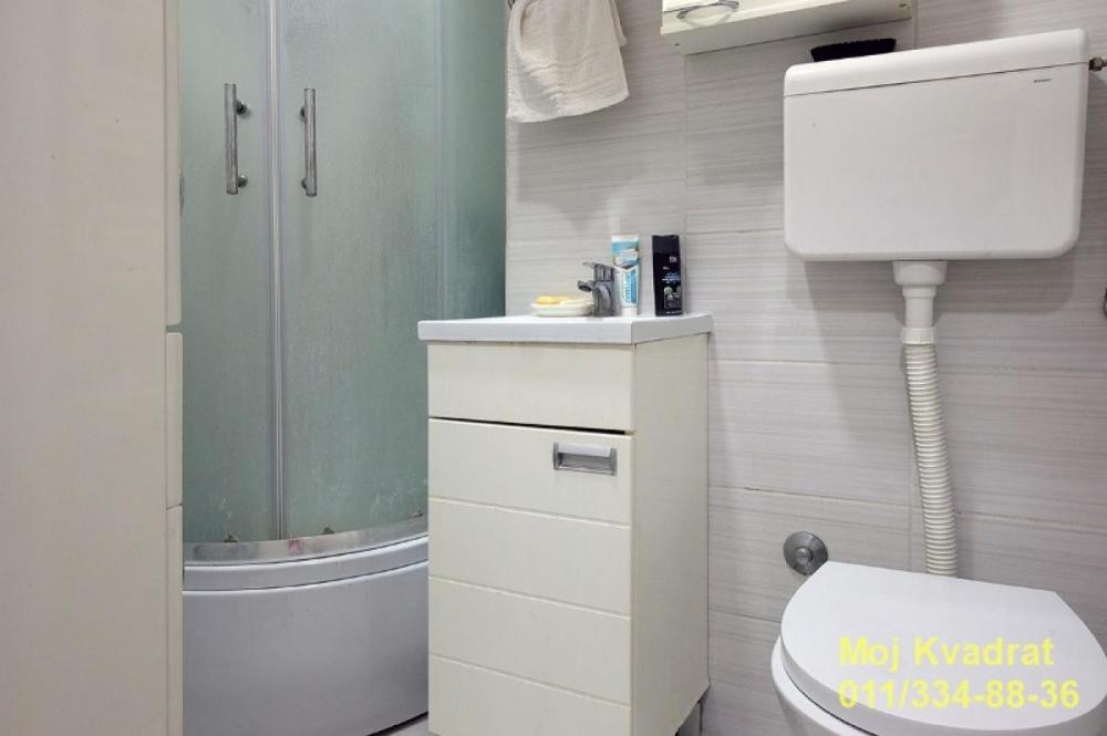 Stan na prodaju u Beogradu, Bežanijska kosa, jednoiposoban, 37m2, cena 135000 evra