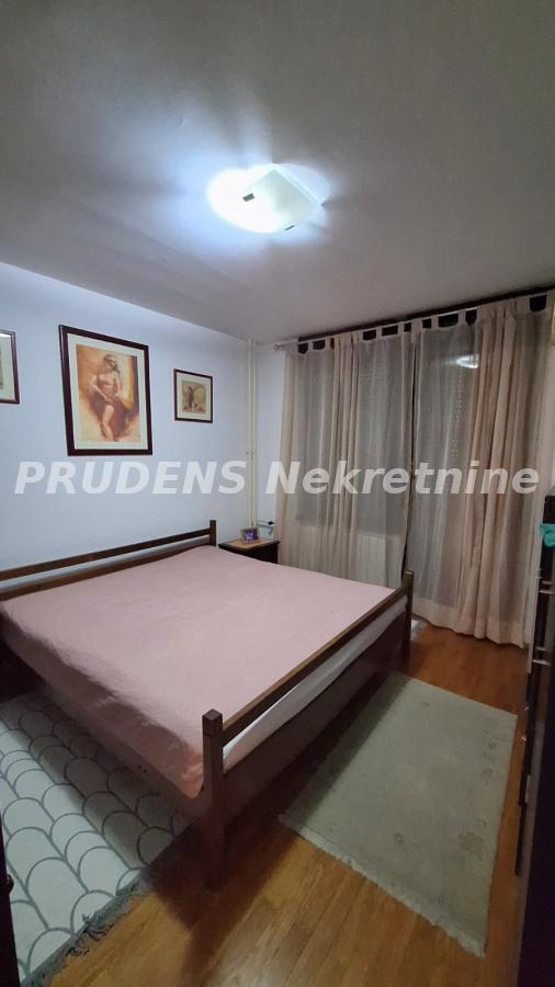 Stan na prodaju u Beogradu, Crveni Krst, cetvorosoban, 109m2, cena 390000 evra