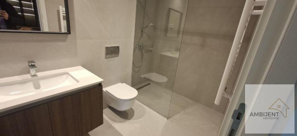 Stan na prodaju u Beogradu, Savski venac, jednoiposoban, 55m2, cena 289000 evra