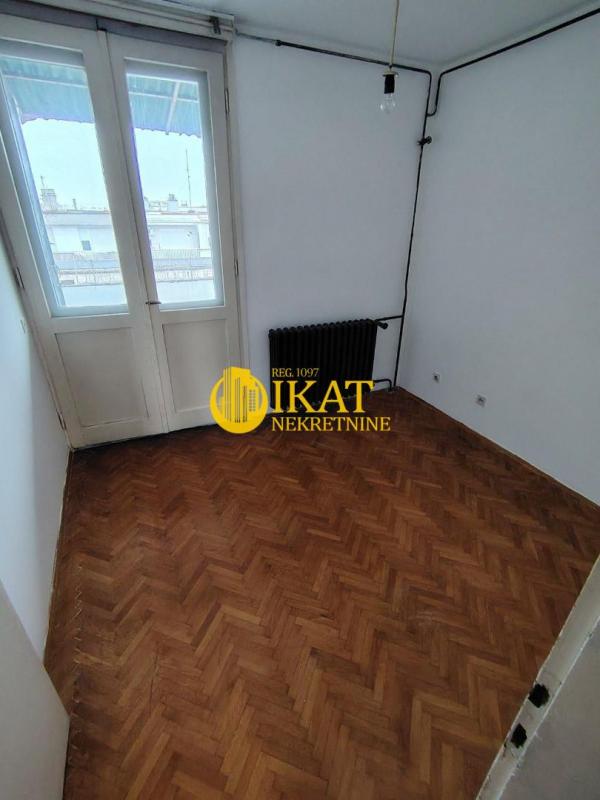 Stan na prodaju u Beogradu, Vračar, trosoban, 73m2, cena 277200 evra