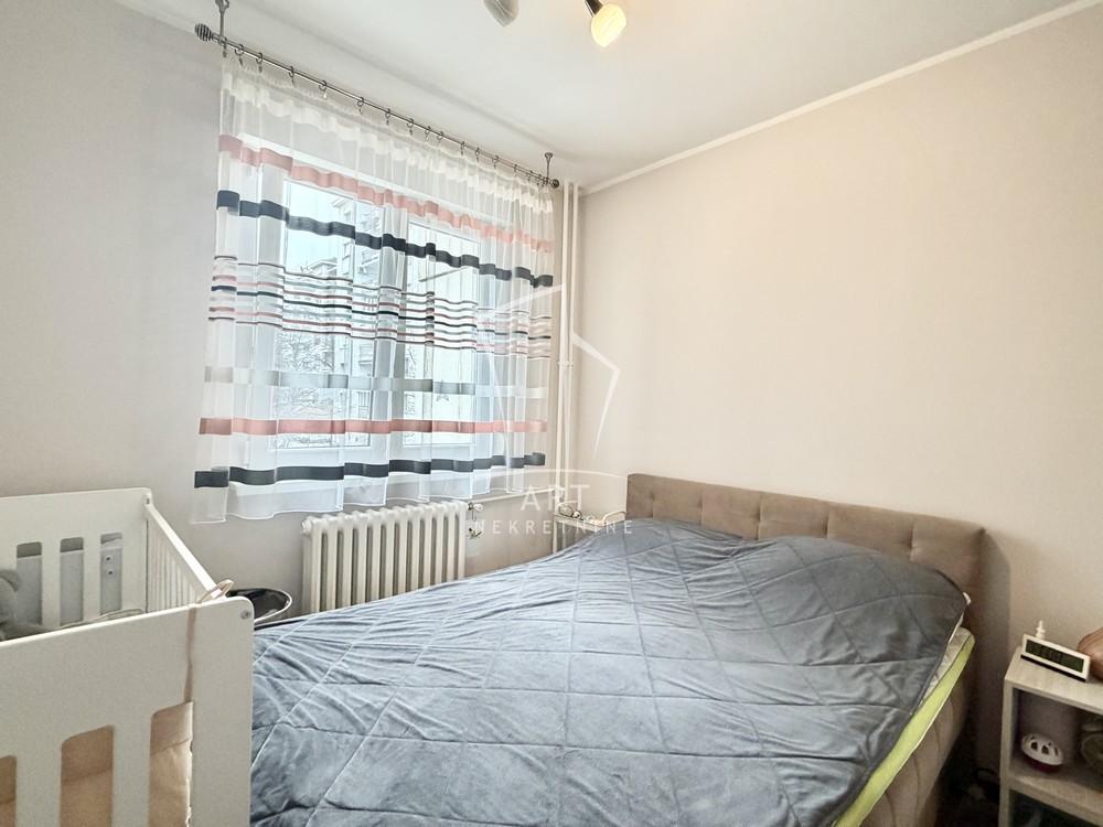 Stan na prodaju u Beogradu, Čukarica, dvoiposoban, 49m2, cena 159900 evra