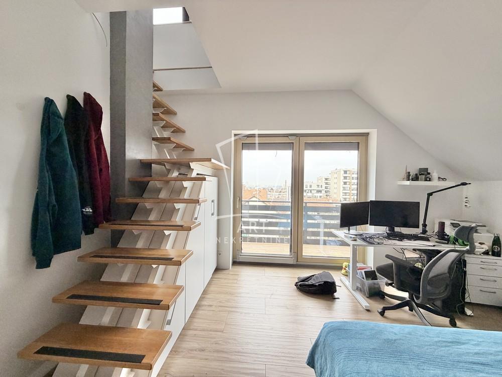 Stan na prodaju u Beogradu, Banovo brdo, troiposoban, 127m2, cena 398000 evra