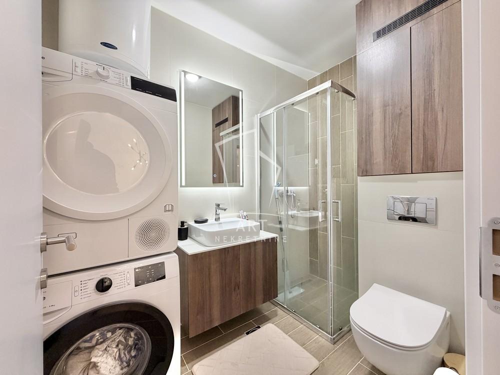 Stan na prodaju u Beogradu, Višnjička banja, dvosoban, 46m2, cena 204000 evra