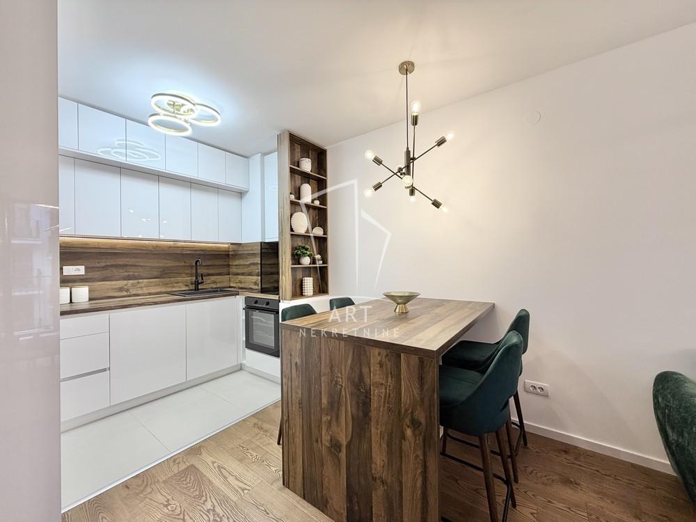 Stan na prodaju u Beogradu, Višnjička banja, dvosoban, 46m2, cena 204000 evra