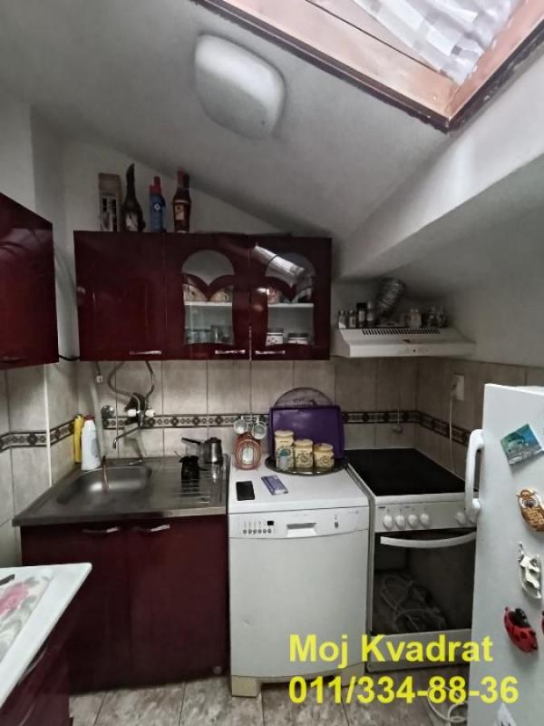 Stan na prodaju u Beogradu, Čukarica, troiposoban, 71m2, cena 106000 evra