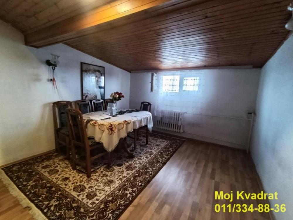 Stan na prodaju u Beogradu, Čukarica, troiposoban, 71m2, cena 106000 evra