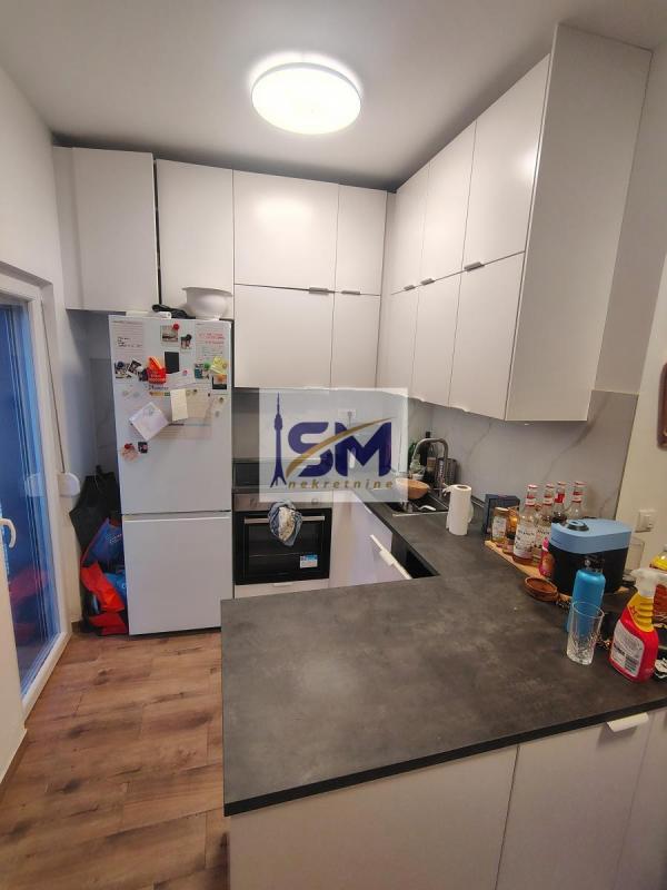 Stan na prodaju u Beogradu, Čubura, dvosoban, 46m2, cena 200000 evra