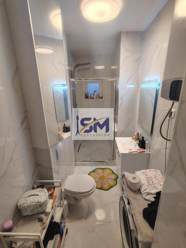 Stan na prodaju u Beogradu, Čubura, dvosoban, 46m2, cena 200000 evra