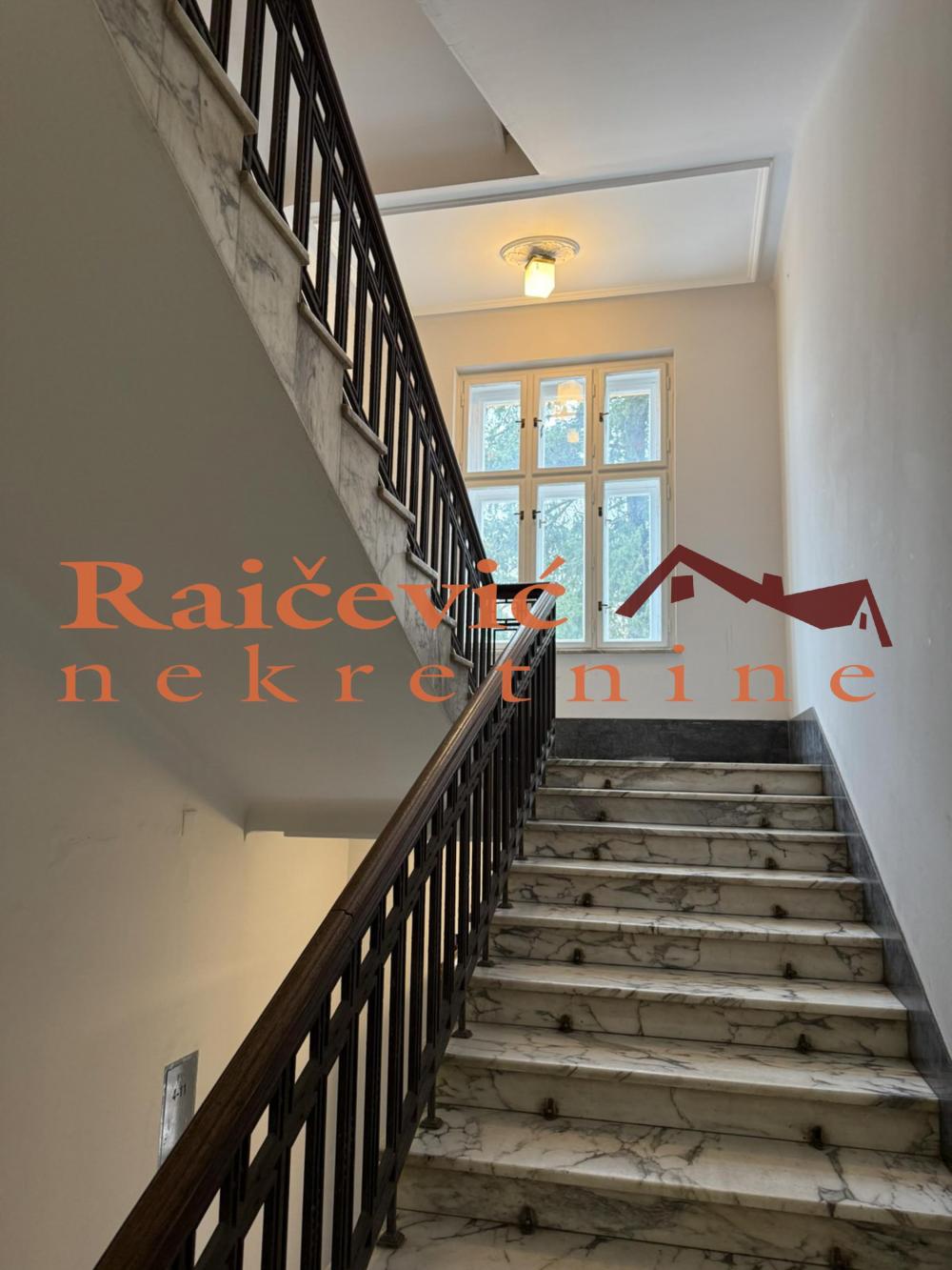 Stan na prodaju u Beogradu, Vukov spomenik, cetvorosoban, 135m2, cena 519000 evra