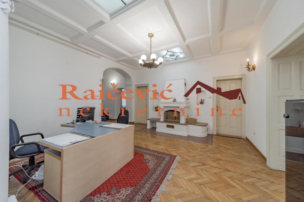 Stan na prodaju u Beogradu, Beograd (centar), 203m2, cena 855000 evra