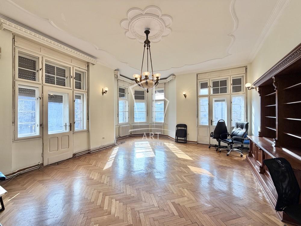 Stan na prodaju u Beogradu, Savski venac, 185m2, cena 855000 evra