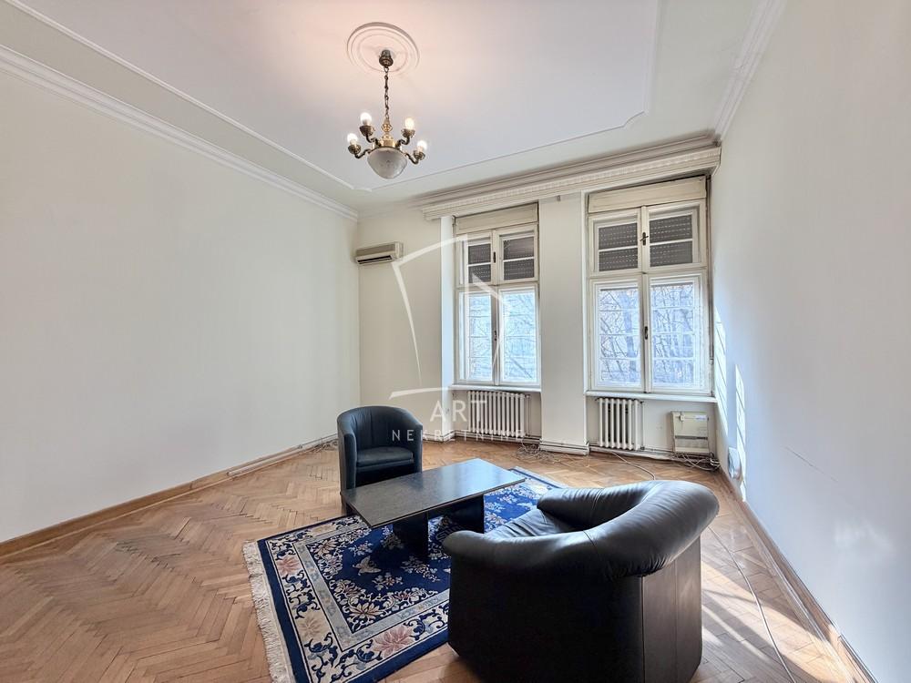 Stan na prodaju u Beogradu, Savski venac, 185m2, cena 855000 evra