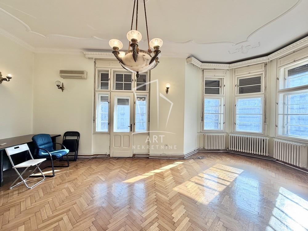 Stan na prodaju u Beogradu, Savski venac, 185m2, cena 855000 evra