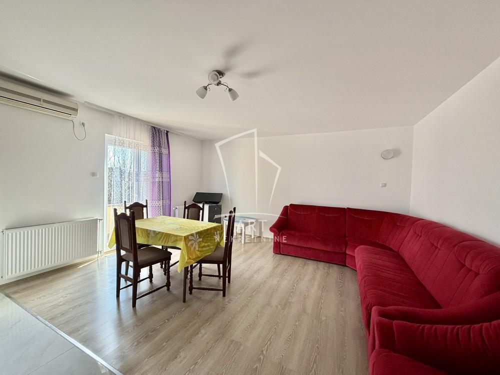 Stan na prodaju u Beogradu, Zemun, 638m2, cena 670000 evra