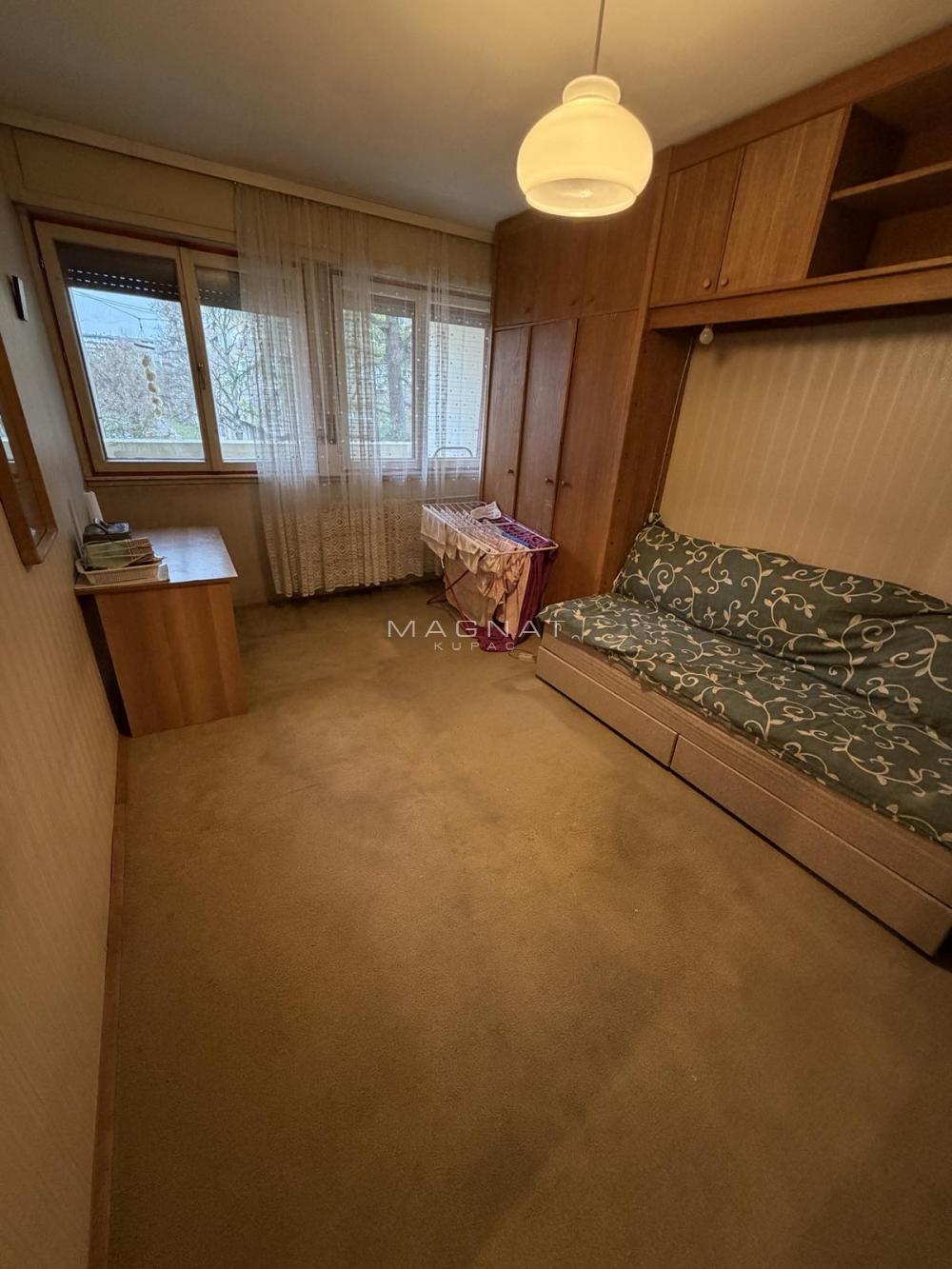 Stan na prodaju u Beogradu, Zemun, dvosoban, 67m2, cena 239500 evra