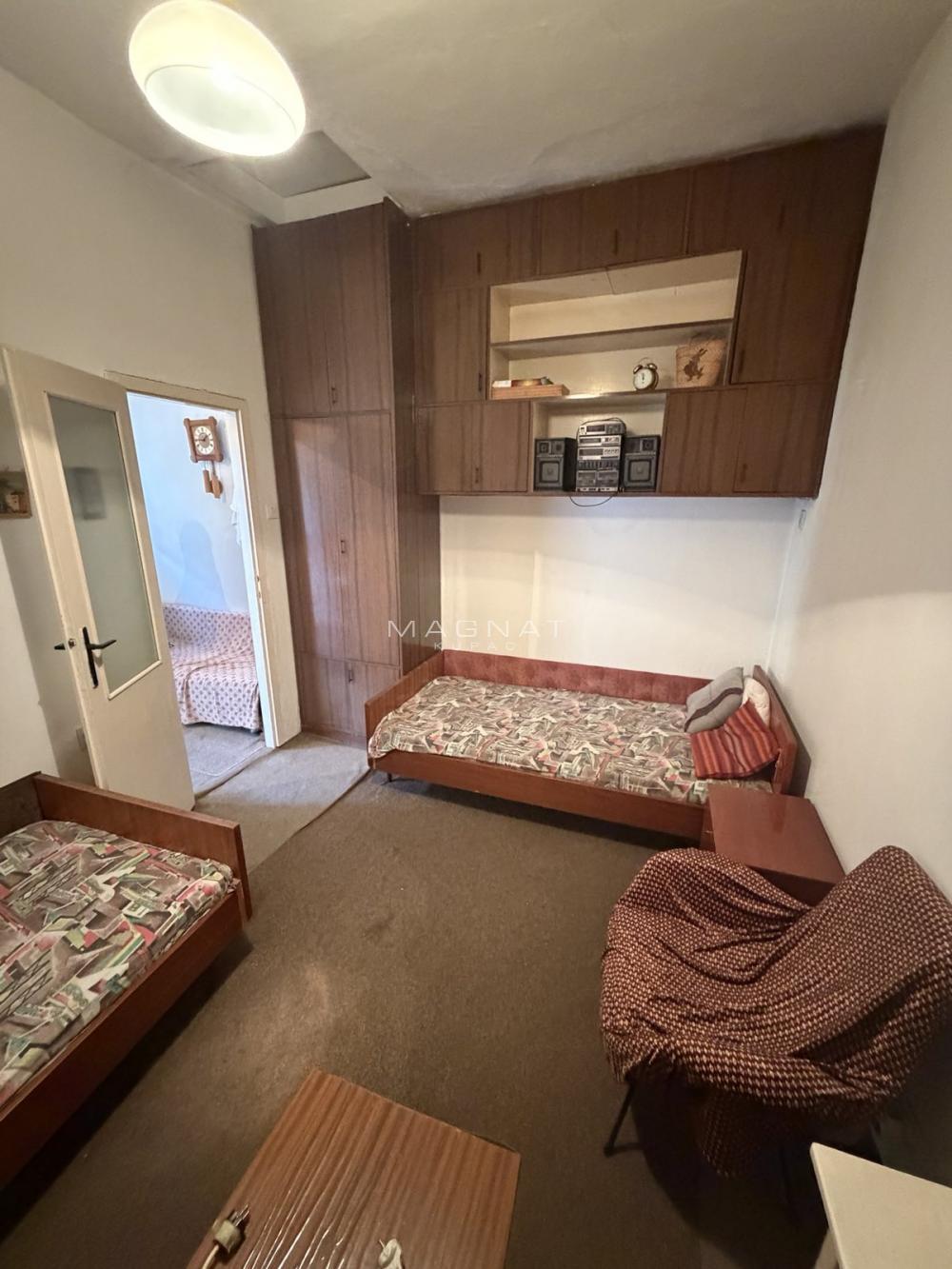 Stan na prodaju u Beogradu, Zemun, 18m2, cena 78000 evra